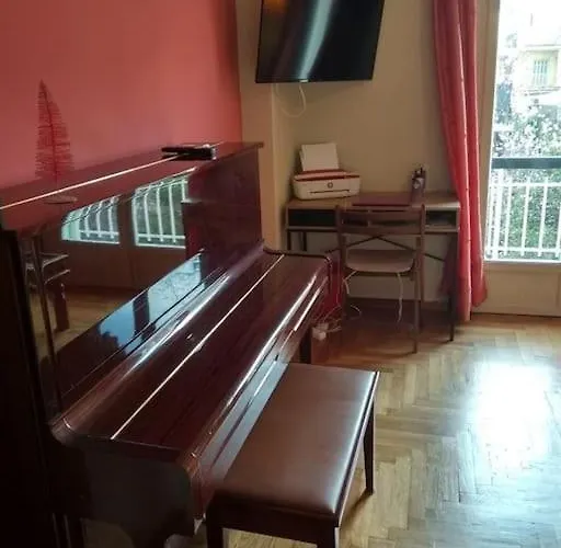 Cozy For Piano Lovers In Corfu Town Appartement